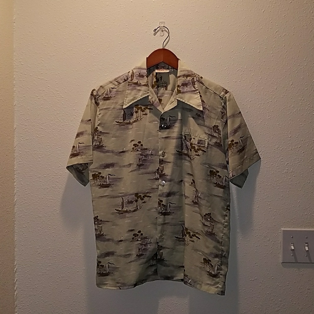 Barefoot Paradise Aloha Collared shirt